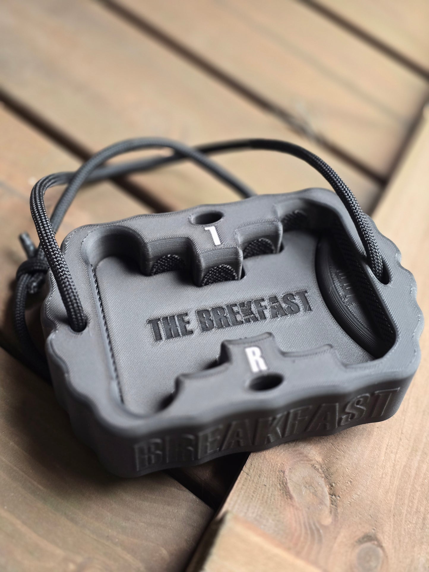 The CUSTOM Brekfast